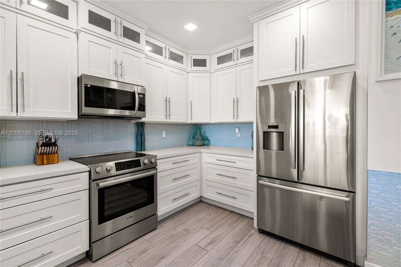 443 Sombrero Beach Rd , Marathon, FL 33050 Photo