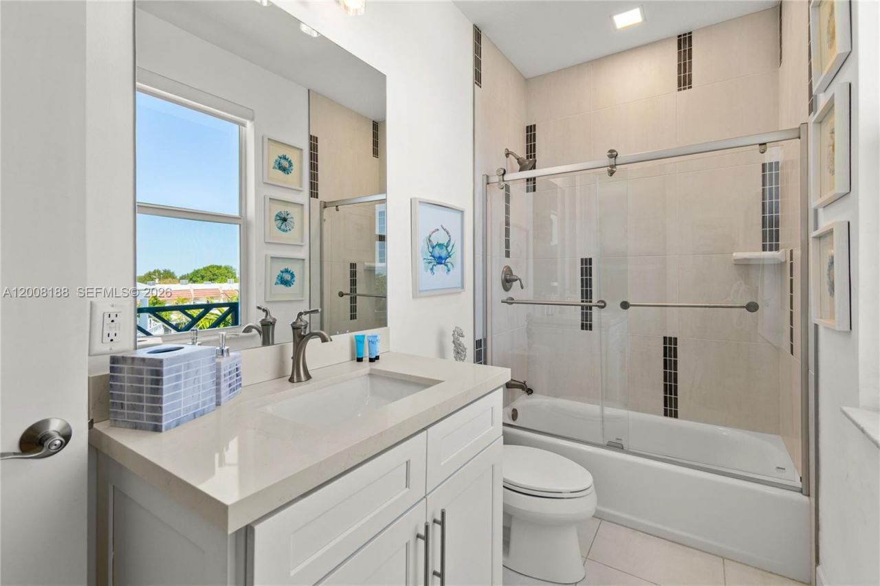 443 Sombrero Beach Rd , Marathon, FL 33050 Photo