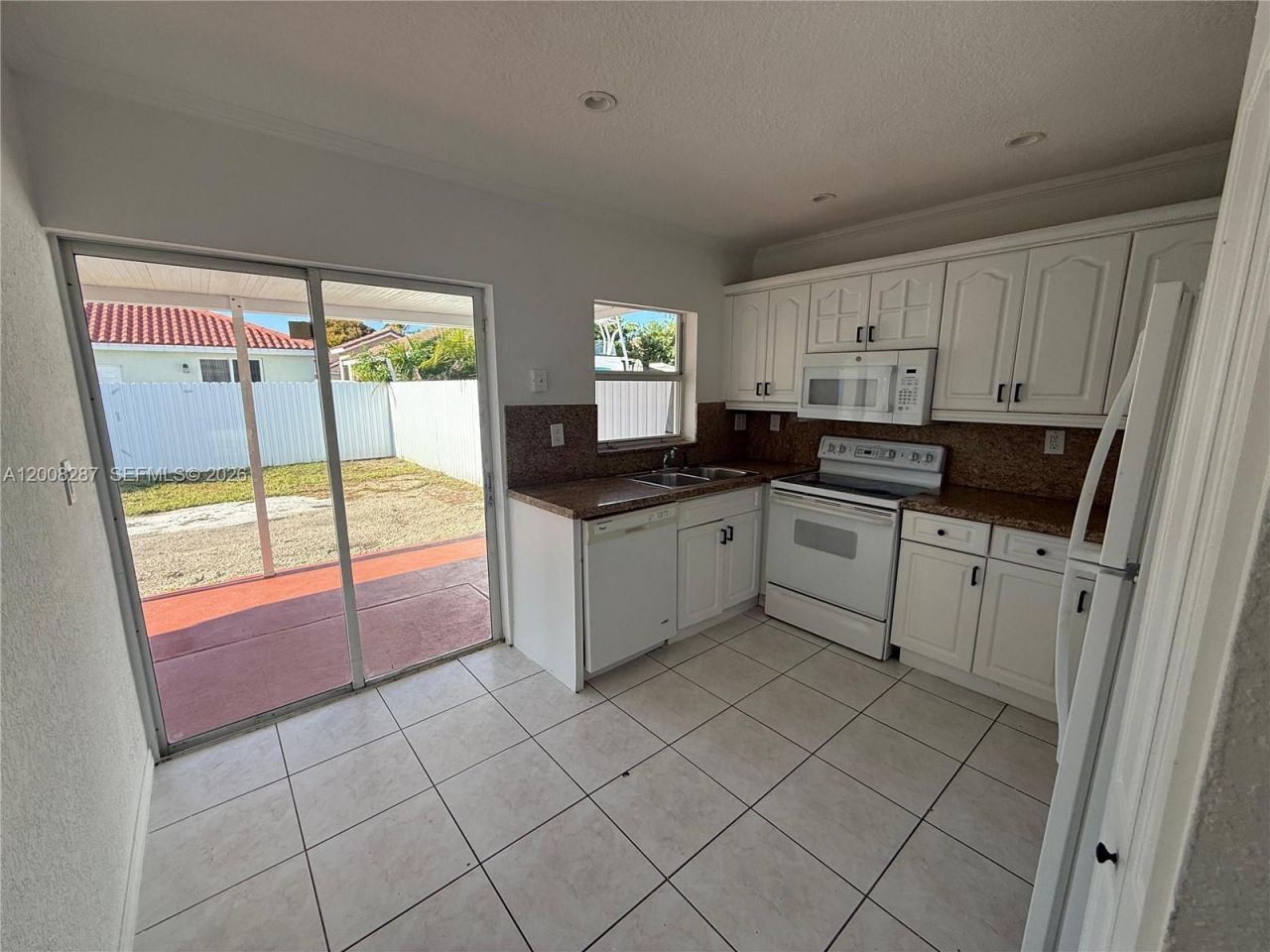 7751 NW 194th St , Hialeah, FL 33015 Photo