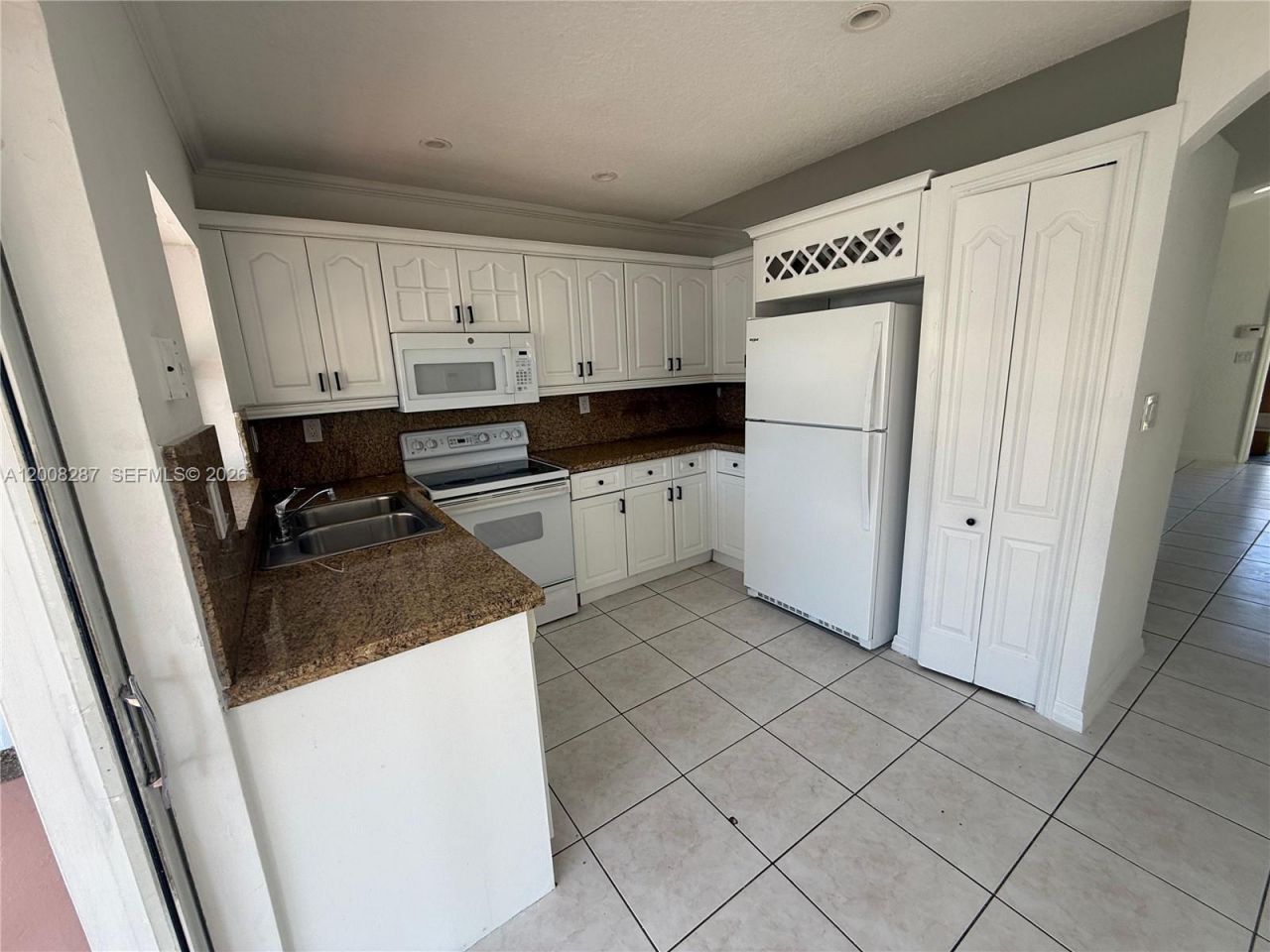 7751 NW 194th St , Hialeah, FL 33015 Photo