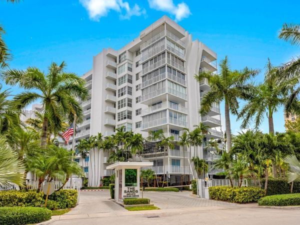 607 Ocean Dr , Unit 11K, Key Biscayne, FL 33149