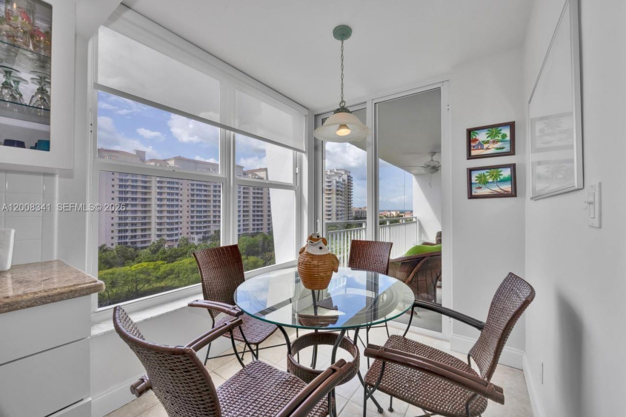 607 Ocean Dr , Unit 11K, Key Biscayne, FL 33149 Photo