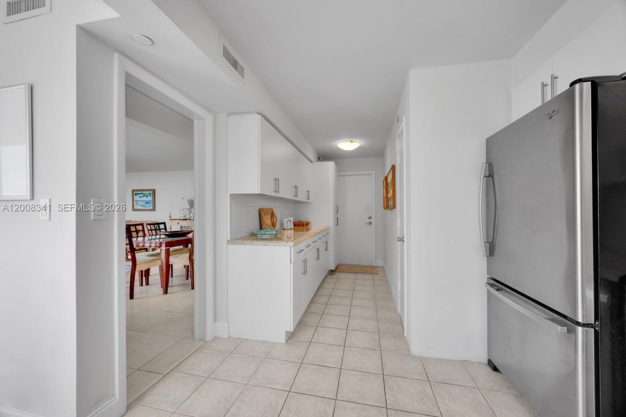 607 Ocean Dr , Unit 11K, Key Biscayne, FL 33149 Photo