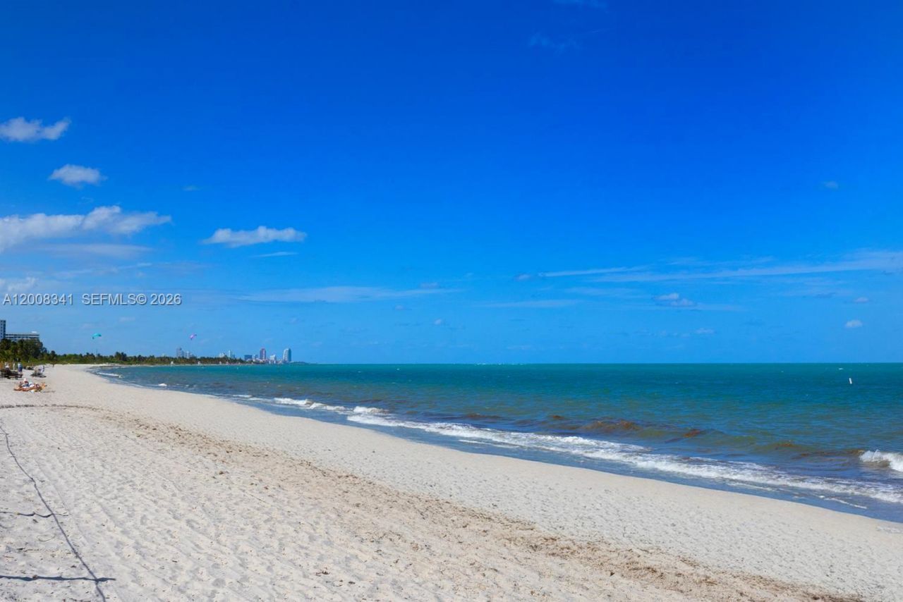 607 Ocean Dr , Unit 11K, Key Biscayne, FL 33149 Photo