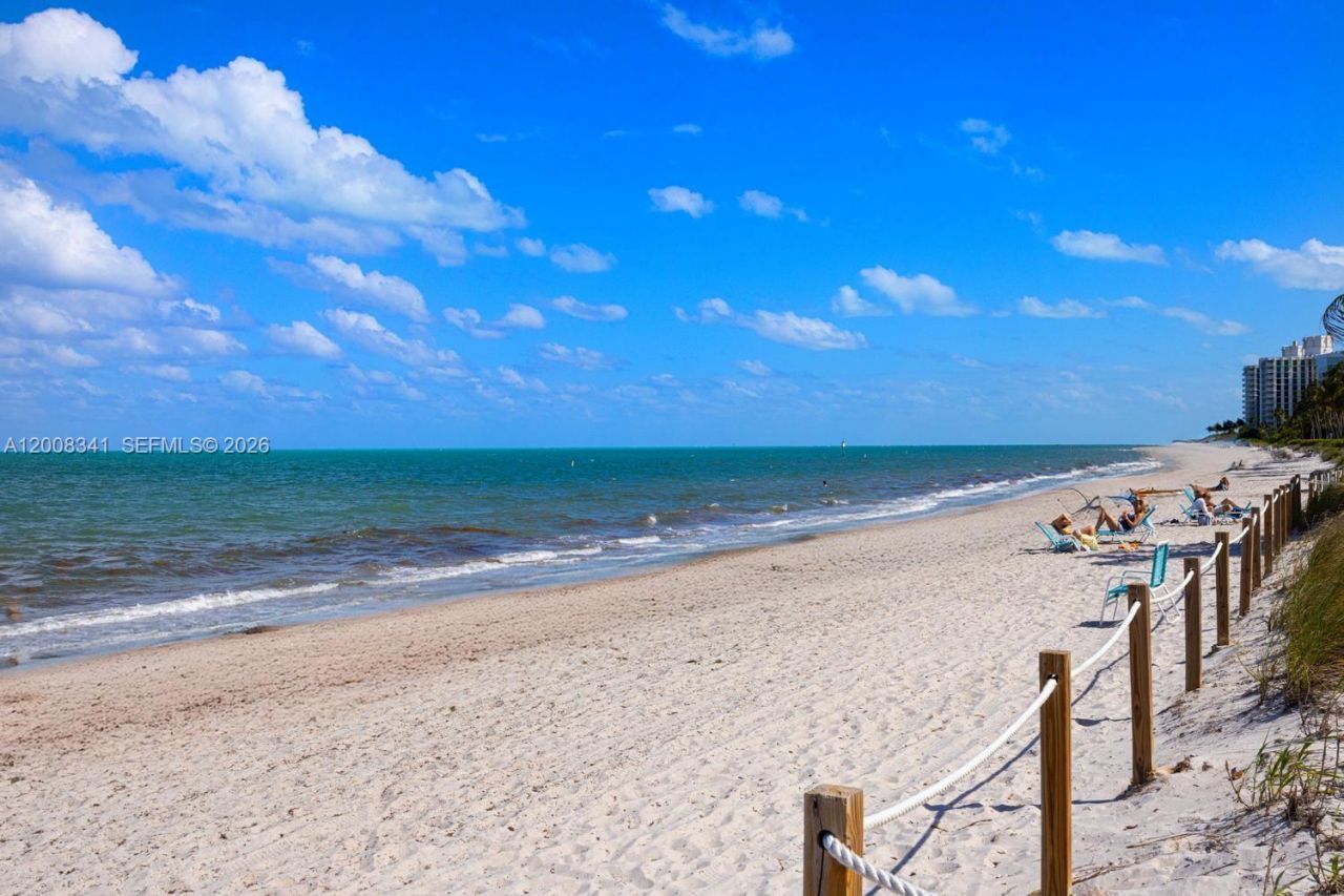607 Ocean Dr , Unit 11K, Key Biscayne, FL 33149 Photo