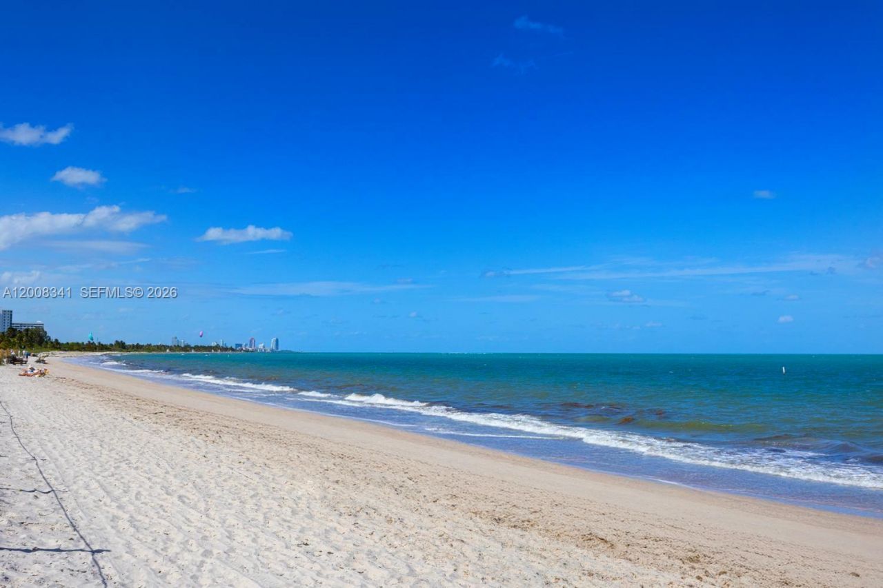 607 Ocean Dr , Unit 11K, Key Biscayne, FL 33149 Photo