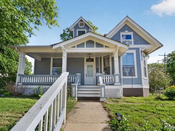 202 E E Street, Belleville, IL 62220