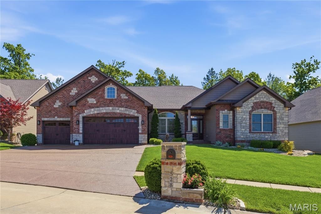 528 Elm Creek Drive, Wentzville, MO 63385 Main Photo