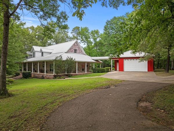 65 CR 2835 , Pittsburg, TX 75686