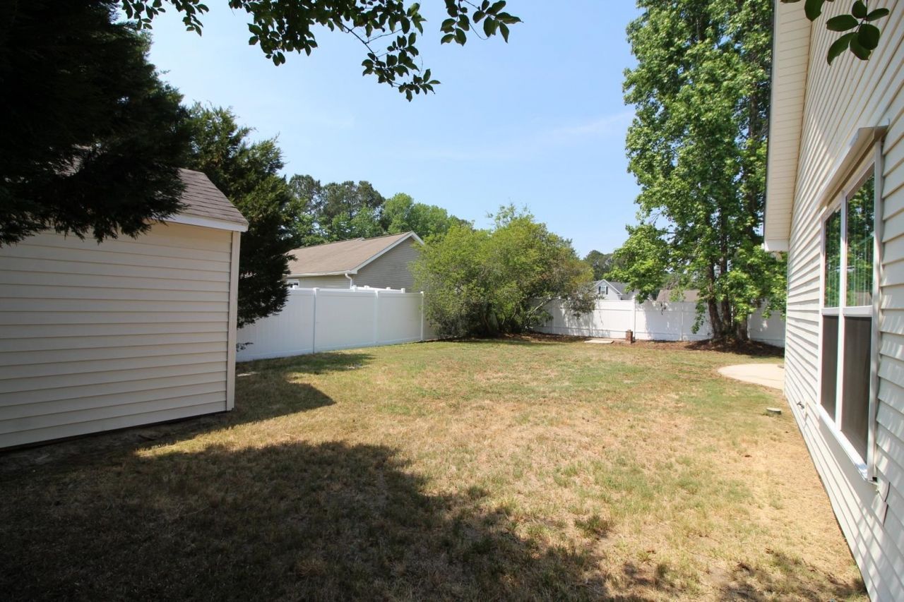 118 Red Cedar Ave. Photo 28