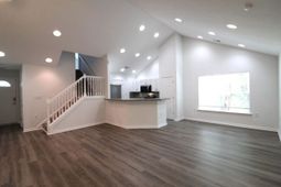 118 Red Cedar Ave. photo 4