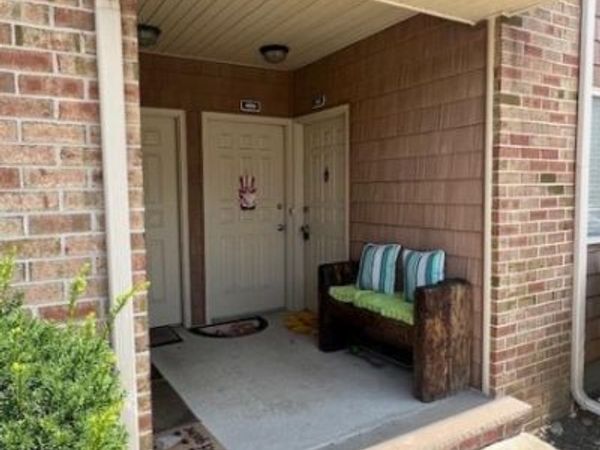 405 Cynthia Ct, South Brunswick, NJ 08540