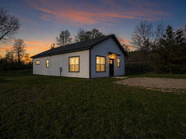 2084 W Fenwick Road, Fenwick, MI 48834