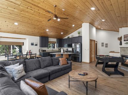 7051 Allenby Way, Tahoe Vista, CA 96148 Photo