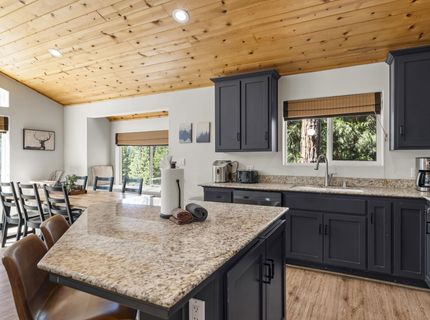 7051 Allenby Way, Tahoe Vista, CA 96148 Photo