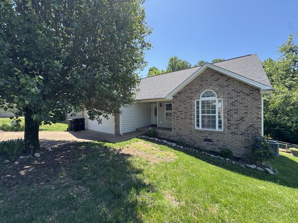 1808 Timber Grv , Nashville, TN 37214