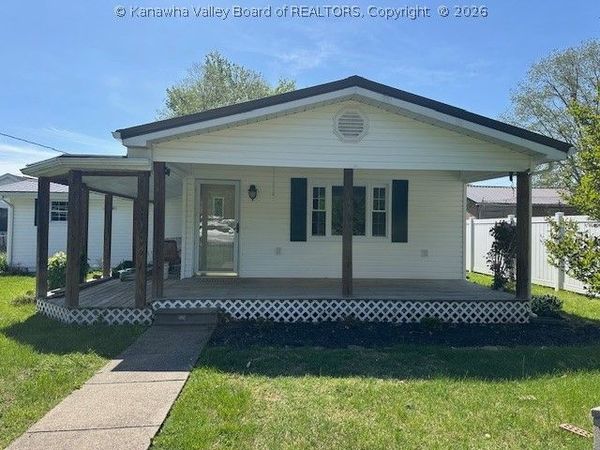 145 Rockwood Drive, Bancroft, WV 25011