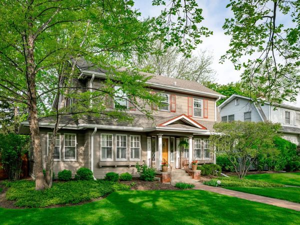 1017 N Grove Avenue , Oak Park, IL 60302