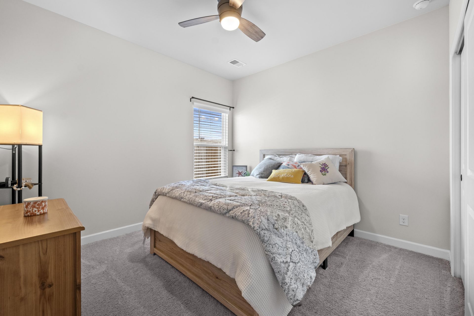 426 Carrara Drive Photo 14