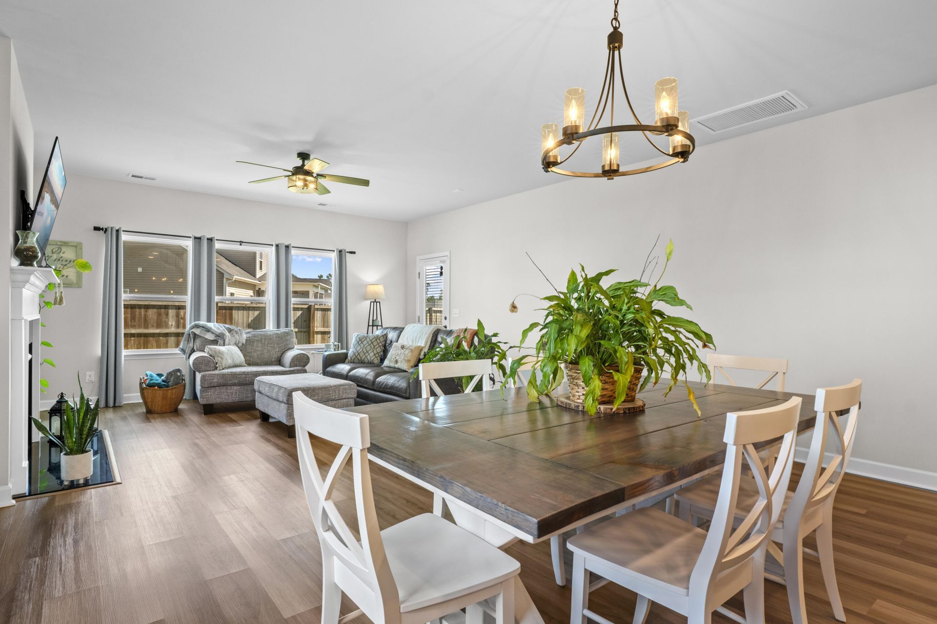 426 Carrara Drive Photo 25