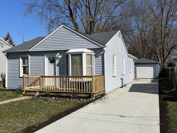 4212 Republic Ave, Racine, WI 53406