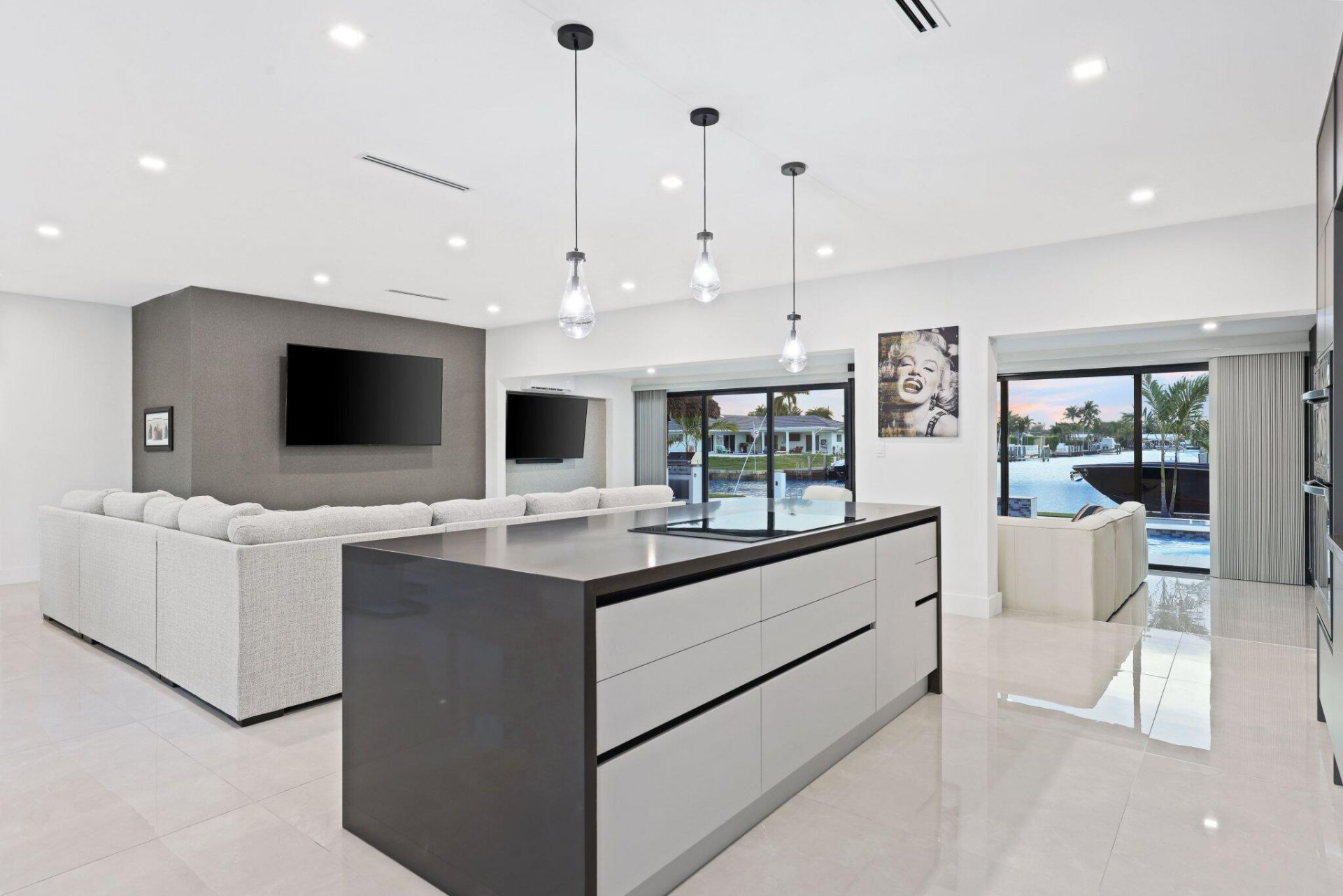 5641 Bayview Drive, Fort Lauderdale, FL 33308 Photo