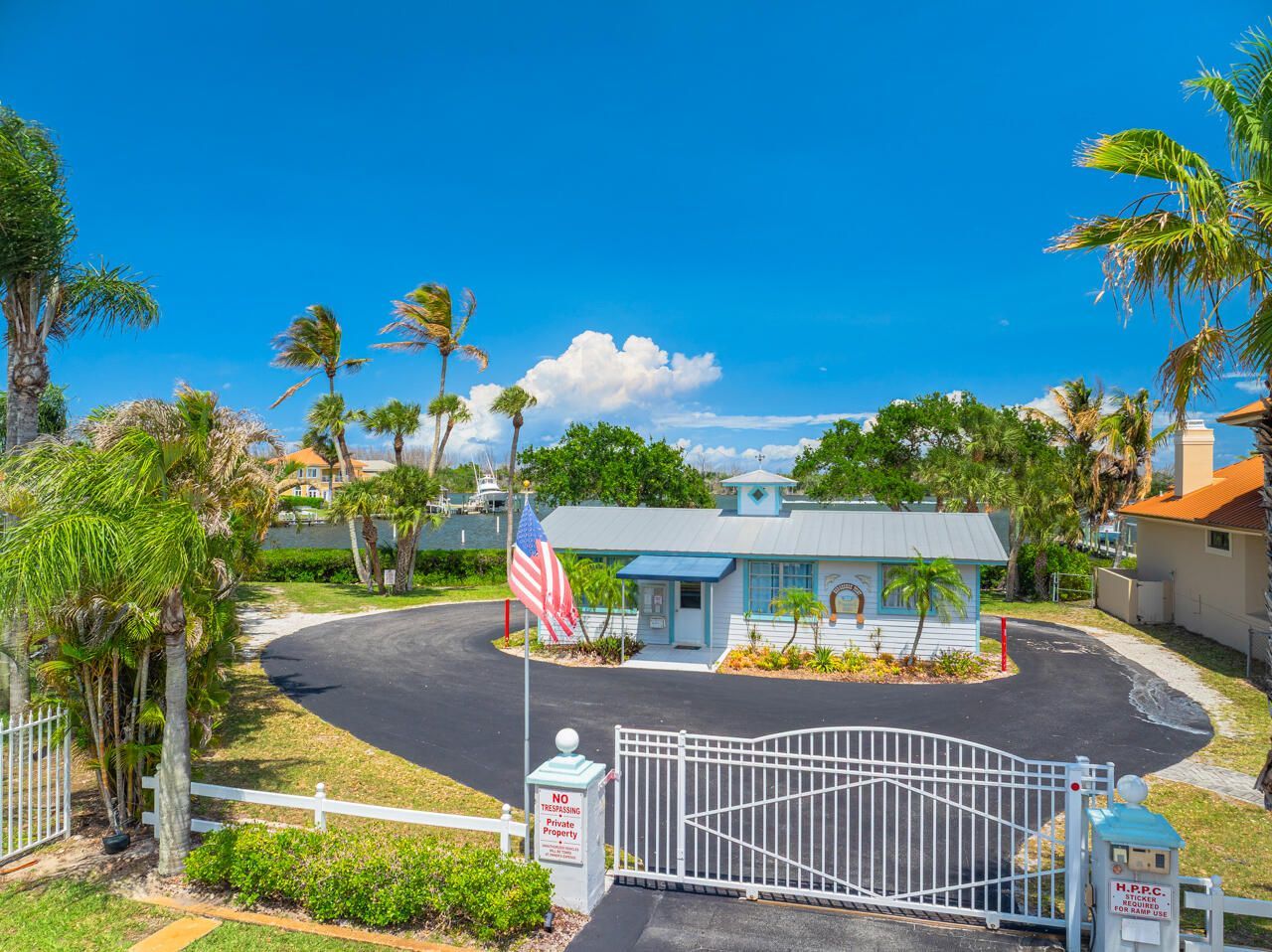 5064 SE Horseshoe Point Road, Stuart, FL 34997 Photo