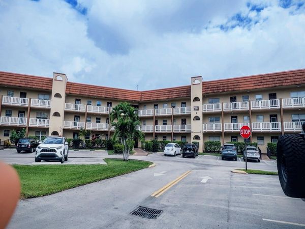 8901 Sunrise Lakes Boulevard, Unit 307, Sunrise, FL 33322