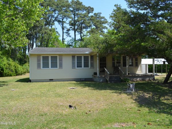 158 Otway Farm Road, Beaufort, NC 28516