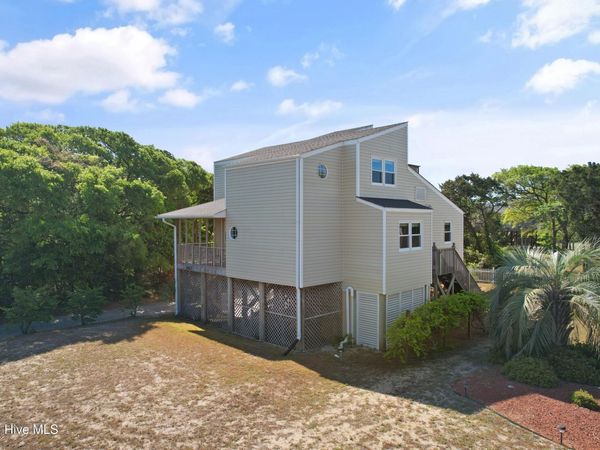 1621 E Pelican Drive , Oak Island, NC 28465