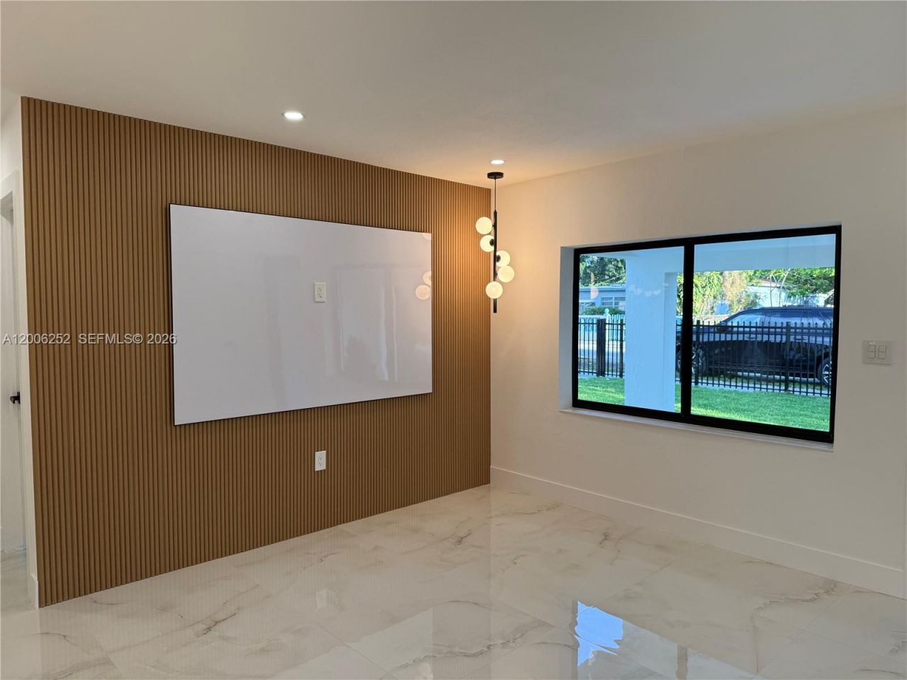 1151 NW 112th St, Miami, FL 33168 Photo