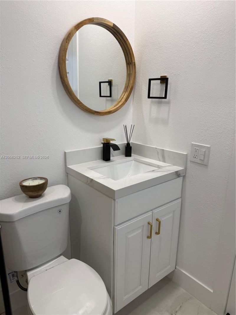 1151 NW 112th St, Miami, FL 33168 Photo