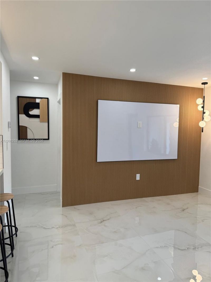 1151 NW 112th St, Miami, FL 33168 Photo