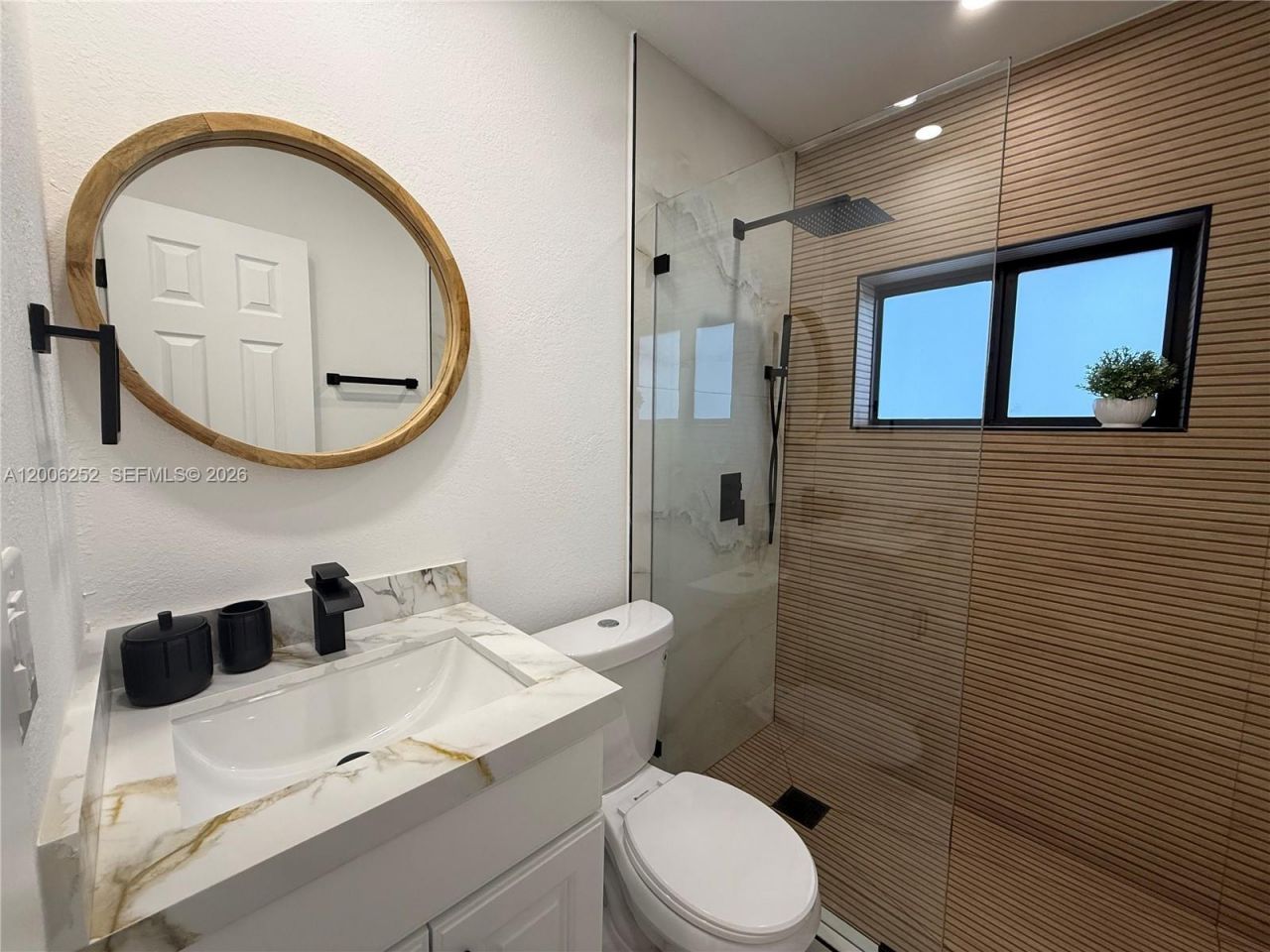 1151 NW 112th St, Miami, FL 33168 Photo