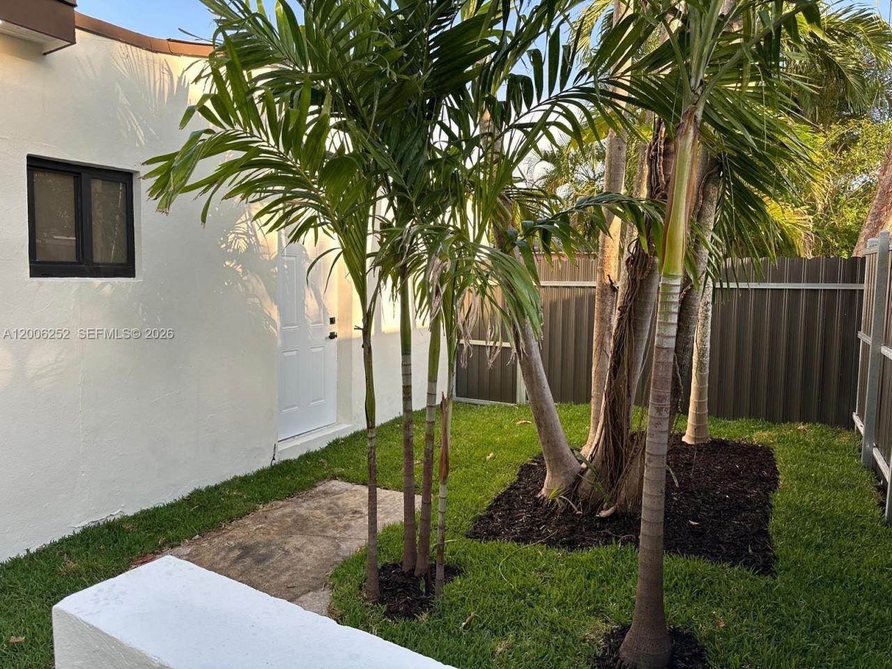 1151 NW 112th St, Miami, FL 33168 Photo