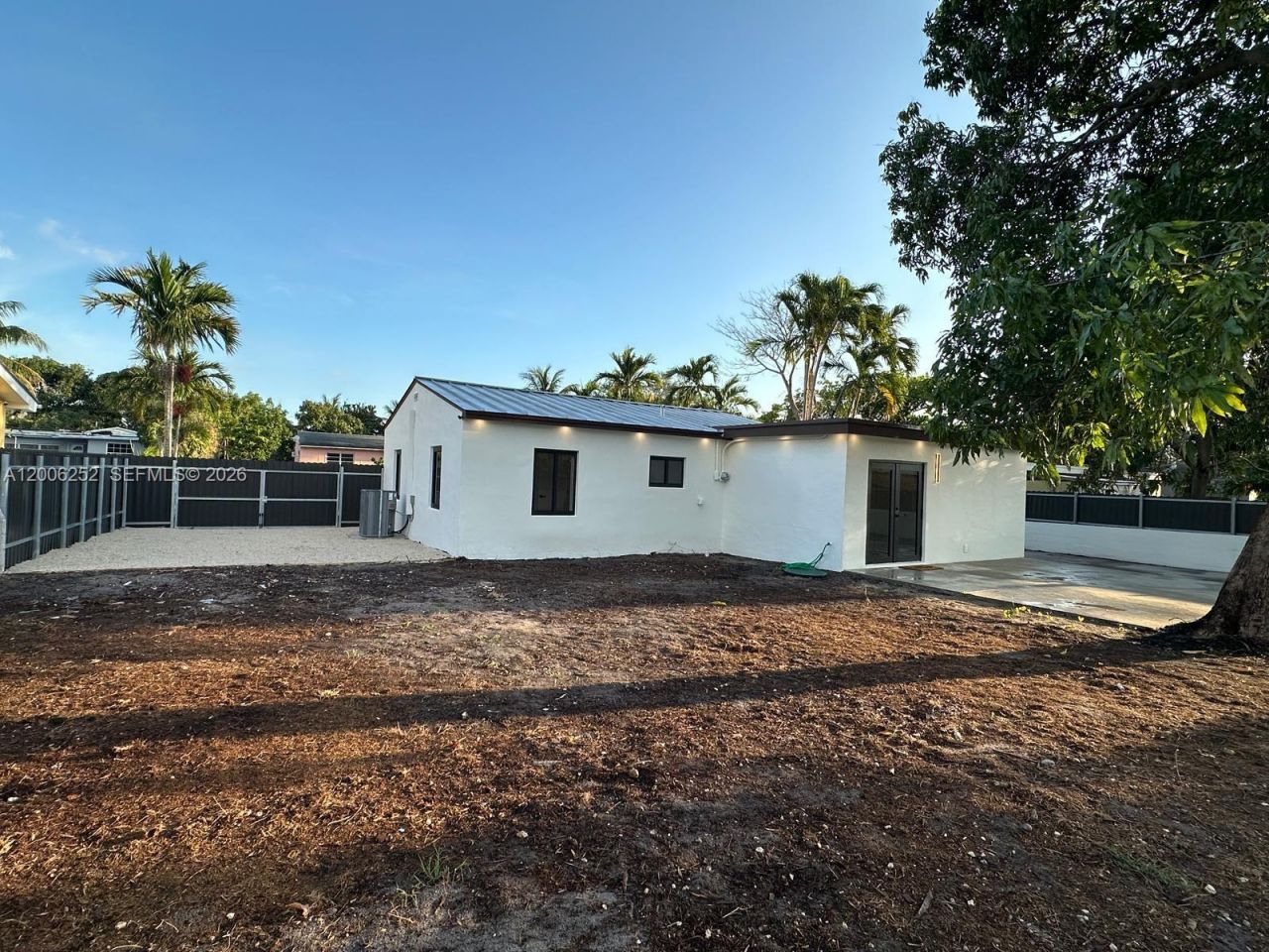 1151 NW 112th St, Miami, FL 33168 Photo