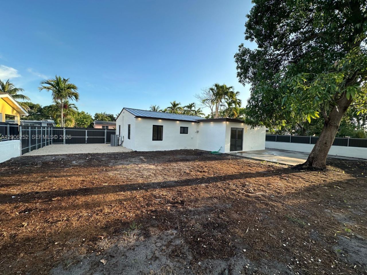 1151 NW 112th St, Miami, FL 33168 Photo