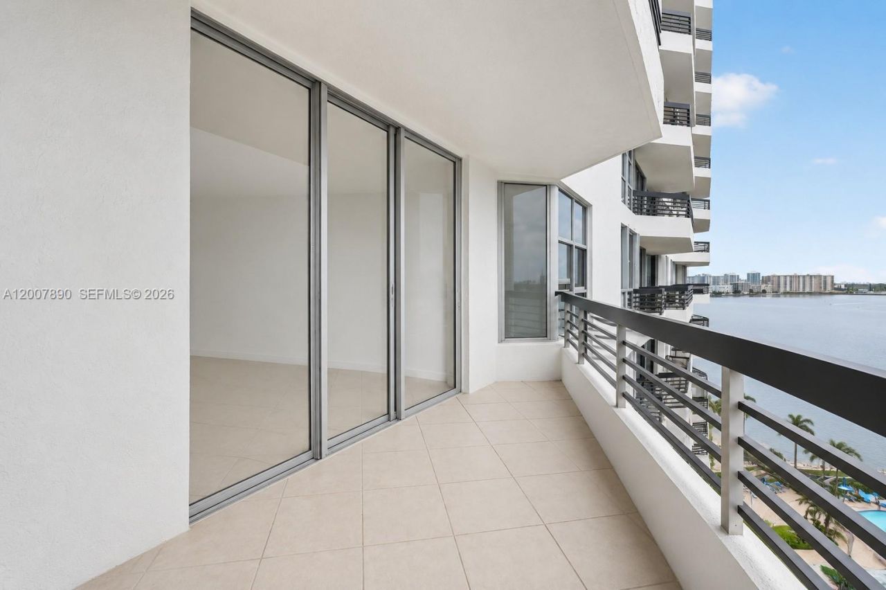 19195 NE 36th Ct, Unit 1503, Aventura, FL 33180 Photo
