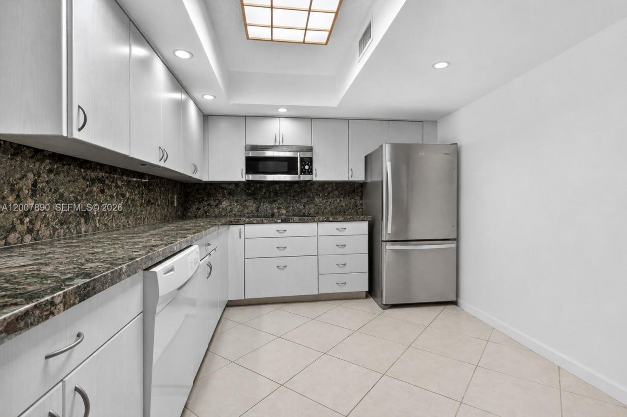 19195 NE 36th Ct, Unit 1503, Aventura, FL 33180 Photo