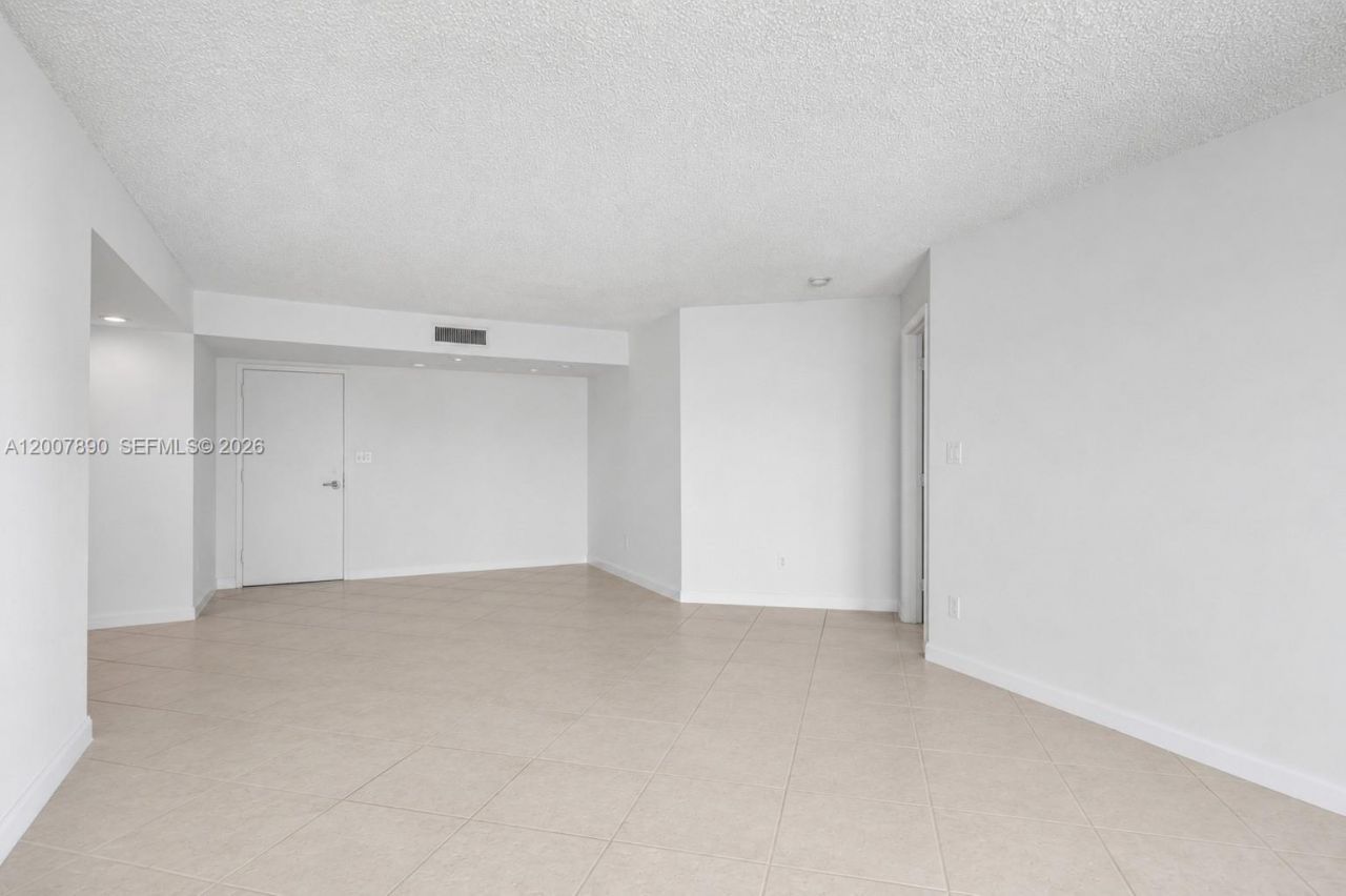 19195 NE 36th Ct, Unit 1503, Aventura, FL 33180 Photo