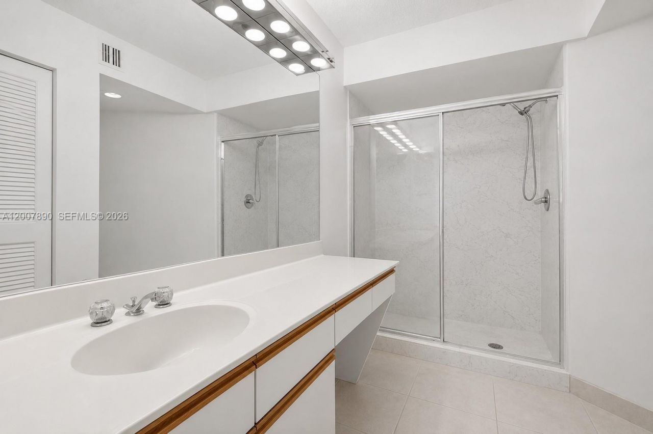 19195 NE 36th Ct, Unit 1503, Aventura, FL 33180 Photo