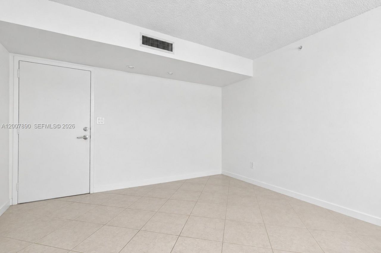 19195 NE 36th Ct, Unit 1503, Aventura, FL 33180 Photo