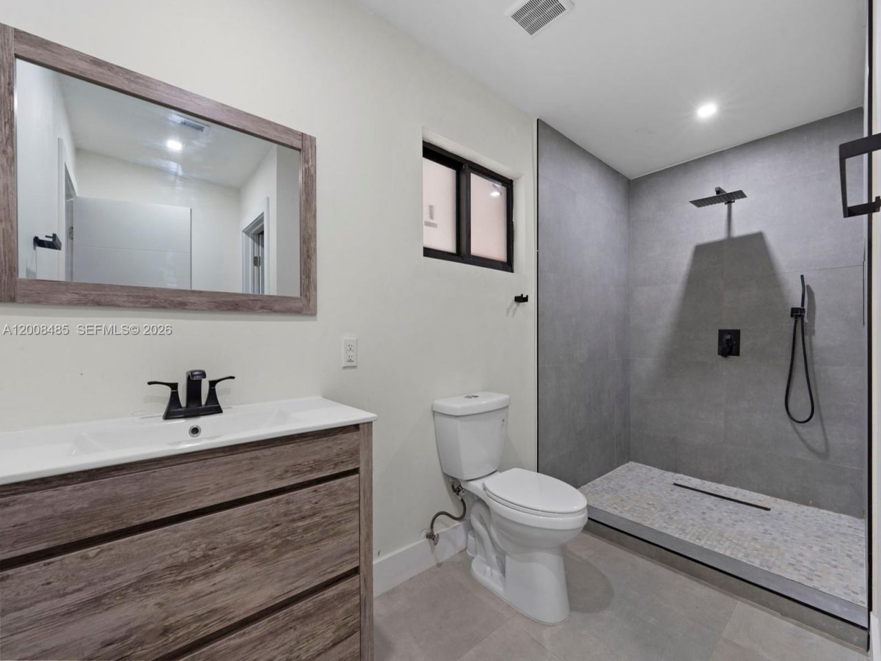 252 E 36th St , Hialeah, FL 33013 Photo