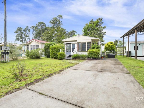 489 Elberta Loop, Lillian, AL 36549
