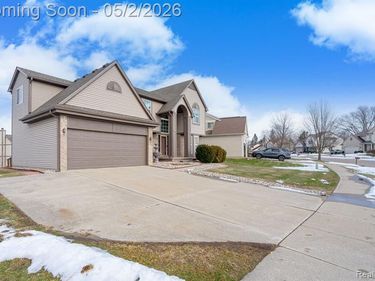 8406 Sherwood Drive, Grand Blanc Twp, MI 48439
