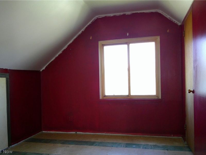 1168 Jeanie J Avenue, Akron, OH 44310 Photo 8