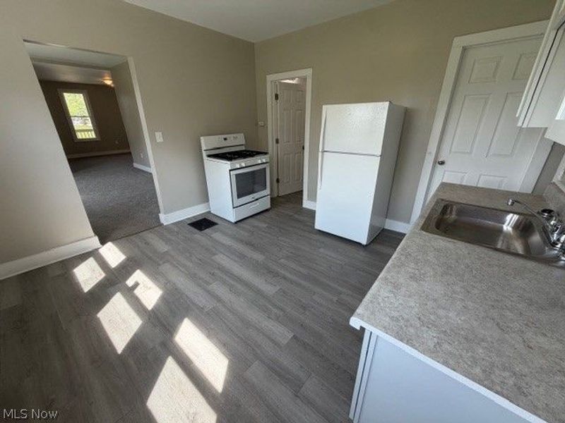 1427 E 92nd Street, Cleveland, OH 44106 Photo 10