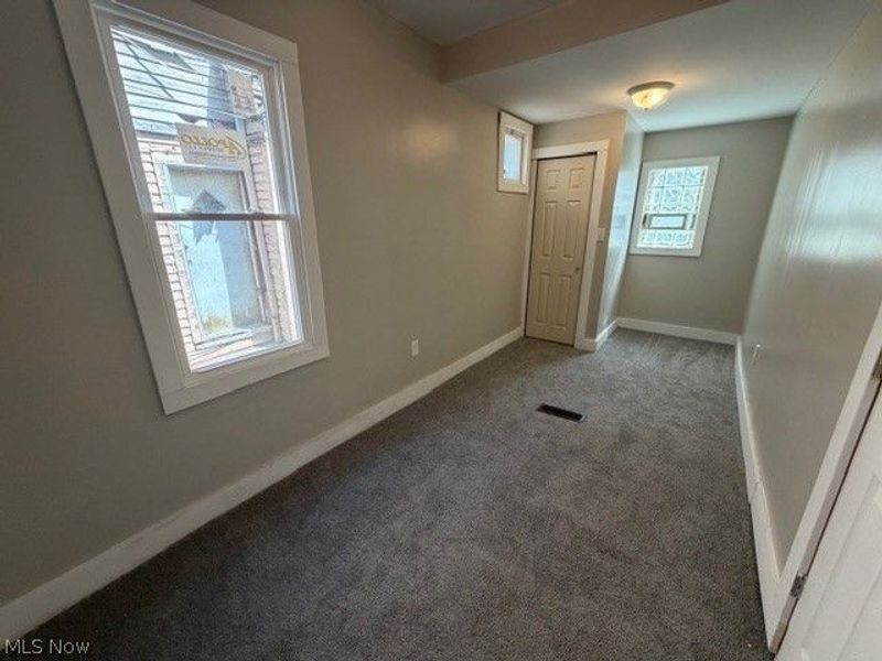 1427 E 92nd Street, Cleveland, OH 44106 Photo 16