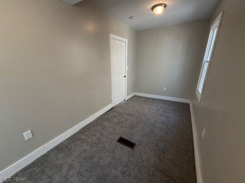 1427 E 92nd Street, Cleveland, OH 44106 Photo 17