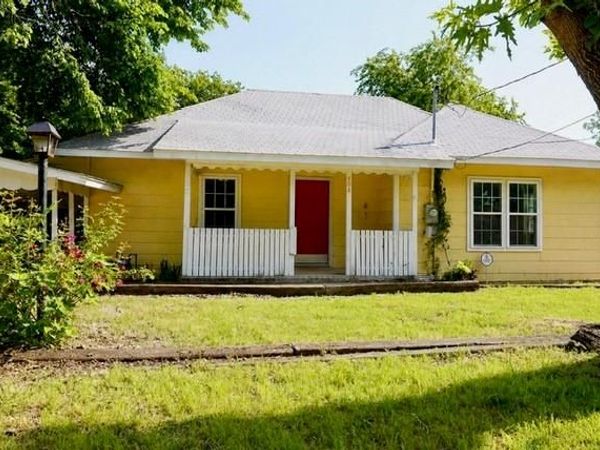 404 W Elm Street, Alvord, TX 76225